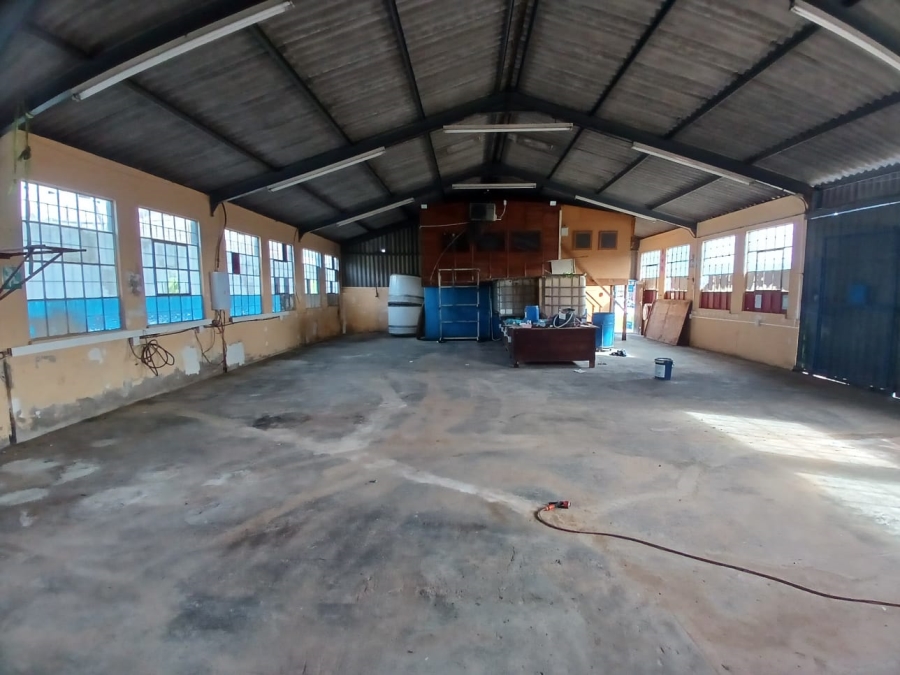  Bedroom Property for Sale in Cape Road Industrial Eastern Cape